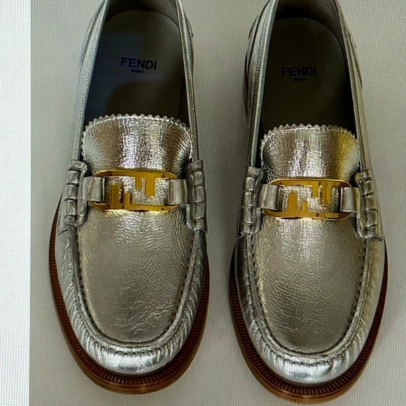 Fendi Loafer-worn once - Picture 4 of 7